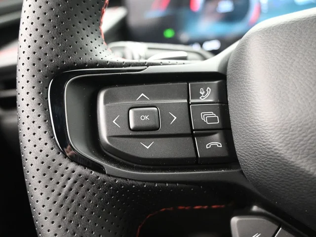 Nuevos DODGE CHARGER à Estados chez autogozo