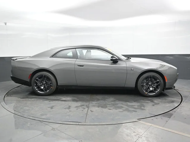 Nuevos DODGE CHARGER à Estados chez autogozo