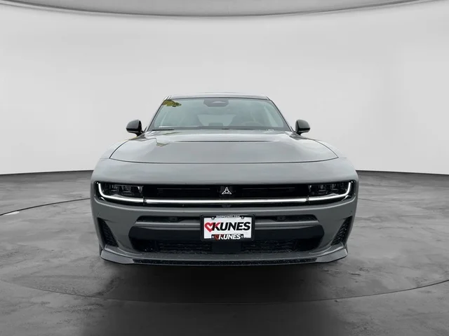 Nuevos DODGE CHARGER à Estados chez autogozo