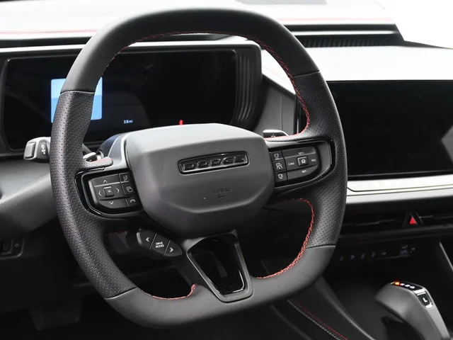 Nuevos DODGE CHARGER à Estados chez autogozo