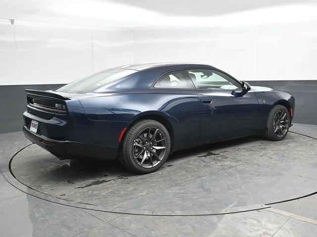 Nuevos DODGE CHARGER à Estados chez autogozo