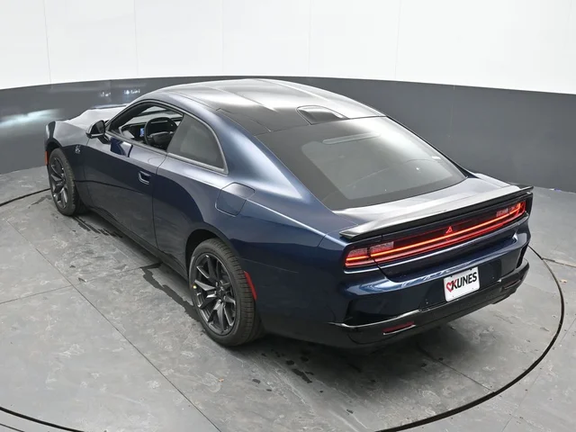 Nuevos DODGE CHARGER à Estados chez autogozo