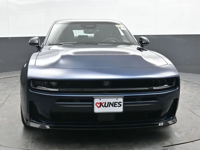 Nuevos DODGE CHARGER à Estados chez autogozo