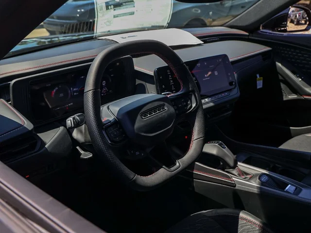 Nuevos DODGE CHARGER à Estados chez autogozo