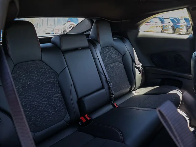 Nuevos DODGE CHARGER à Estados chez autogozo