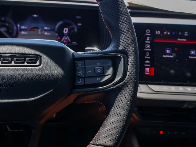 Nuevos DODGE CHARGER à Estados chez autogozo