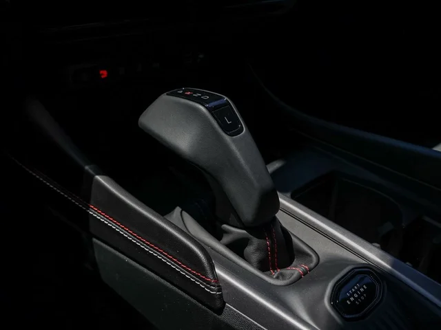 Nuevos DODGE CHARGER à Estados chez autogozo