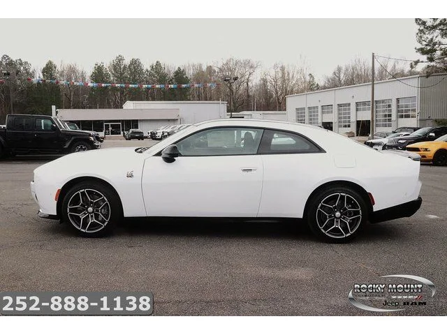 Nuevos DODGE CHARGER à Estados chez autogozo