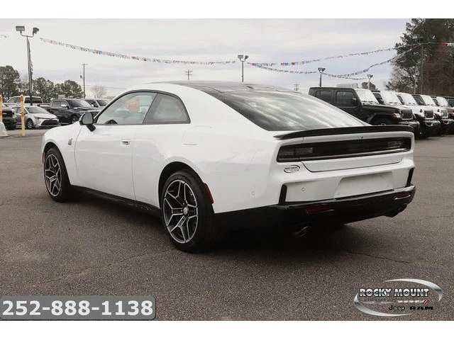 Nuevos DODGE CHARGER à Estados chez autogozo