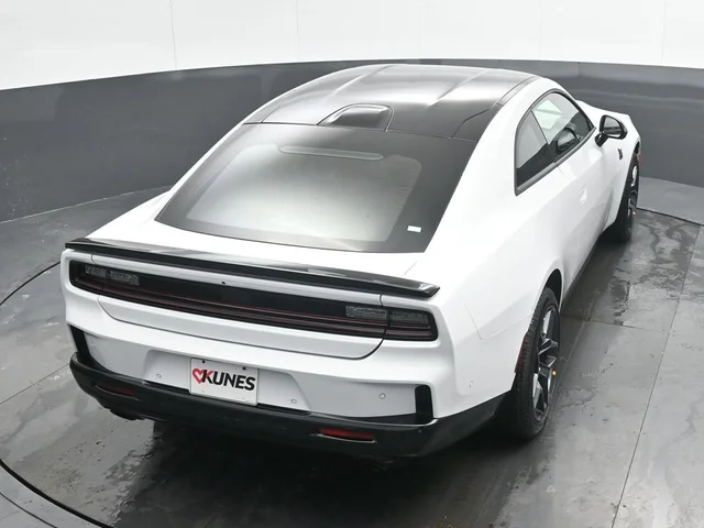 Nuevos DODGE CHARGER à Estados chez autogozo