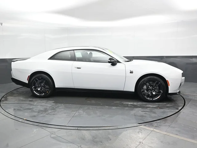 Nuevos DODGE CHARGER à Estados chez autogozo