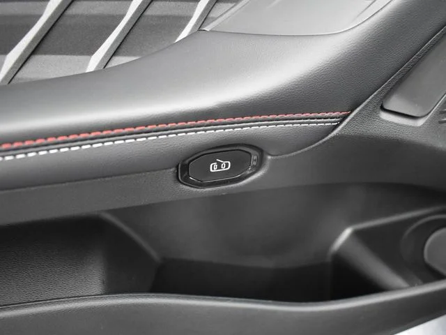 Nuevos DODGE CHARGER à Estados chez autogozo