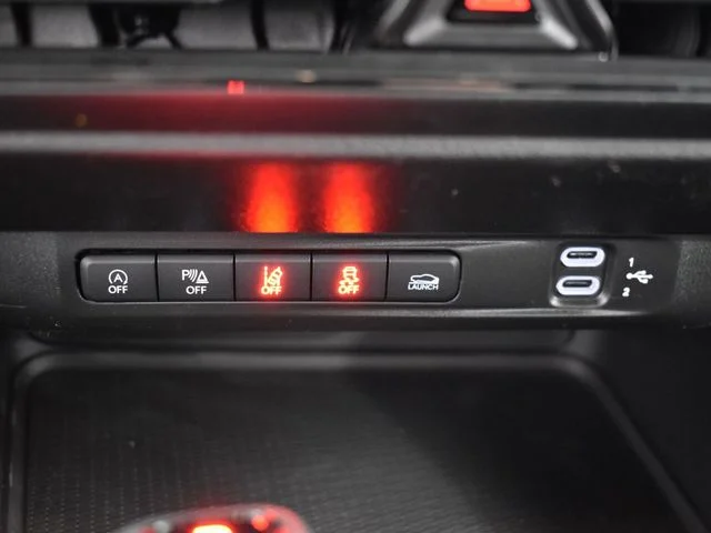 Nuevos DODGE CHARGER à Estados chez autogozo