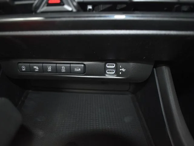 Nuevos DODGE CHARGER à Estados chez autogozo