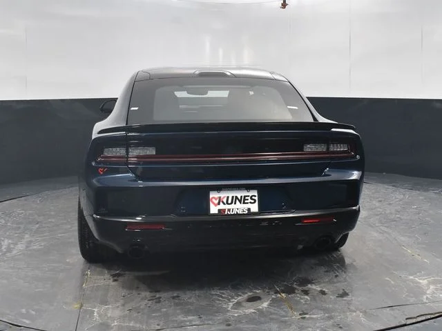 Nuevos DODGE CHARGER à Estados chez autogozo