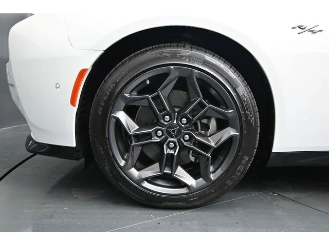 Nuevos DODGE CHARGER à Estados chez autogozo