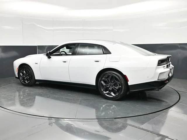 Nuevos DODGE CHARGER à Estados chez autogozo