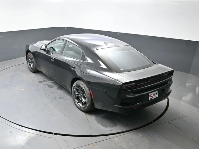 Nuevos DODGE CHARGER à Estados chez autogozo