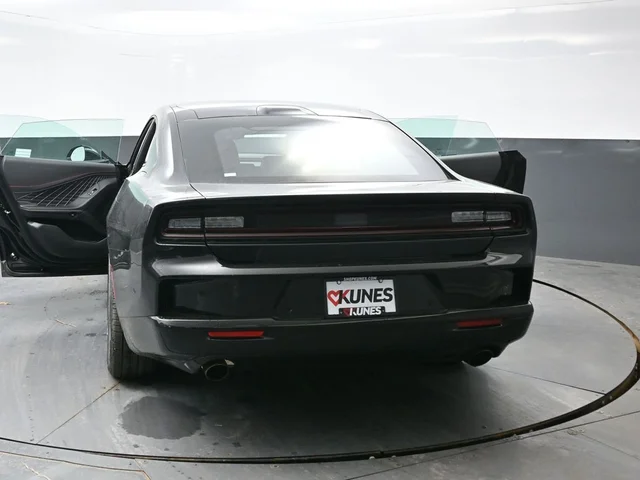 Nuevos DODGE CHARGER à Estados chez autogozo