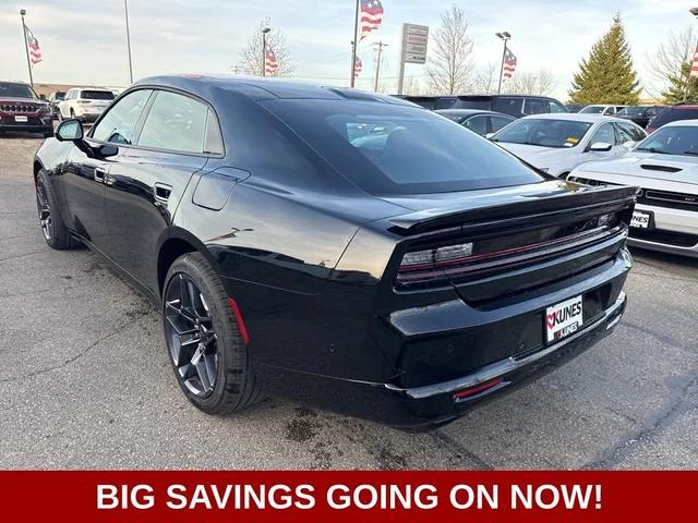 Nuevos DODGE CHARGER à Estados chez autogozo