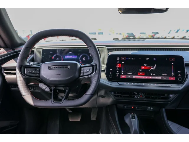 Nuevos DODGE CHARGER à Estados chez autogozo