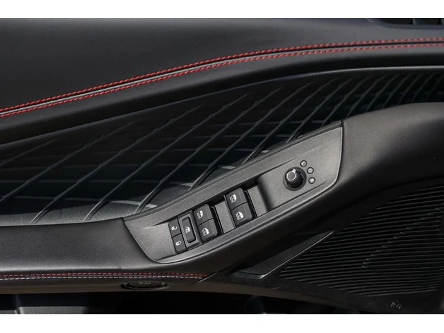 Nuevos DODGE CHARGER à Estados chez autogozo