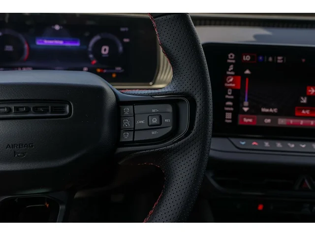 Nuevos DODGE CHARGER à Estados chez autogozo