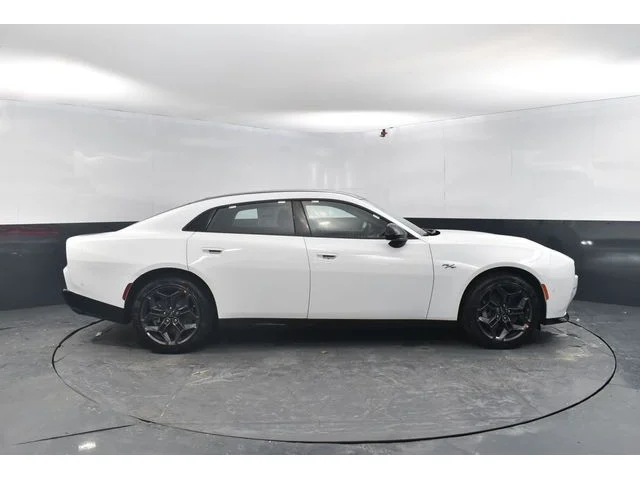 Nuevos DODGE CHARGER à Estados chez autogozo