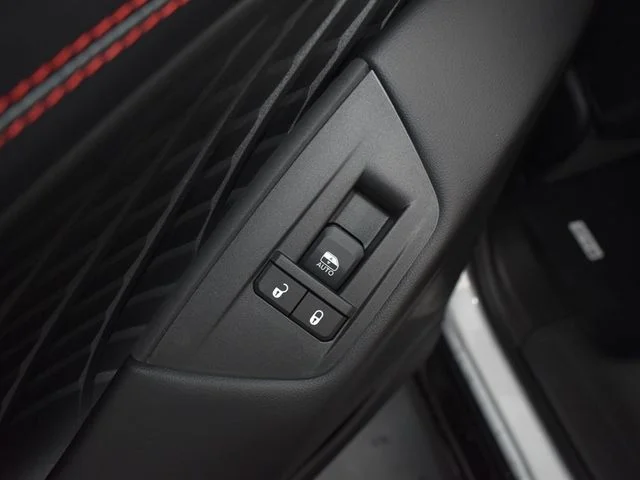 Nuevos DODGE CHARGER à Estados chez autogozo