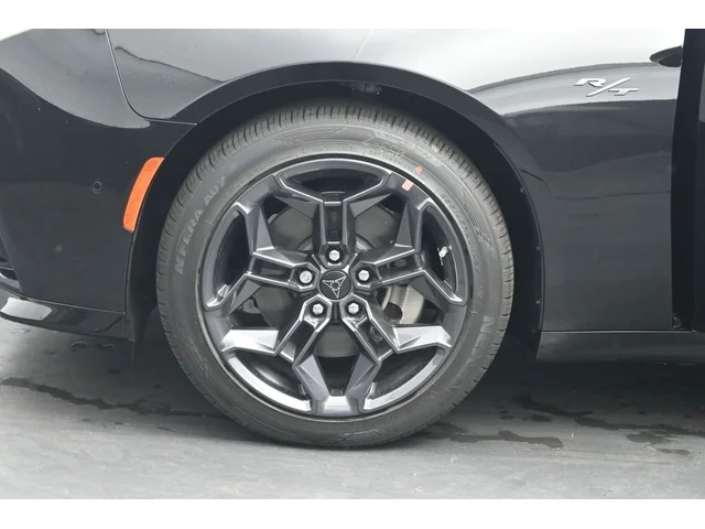 Nuevos DODGE CHARGER à Estados chez autogozo