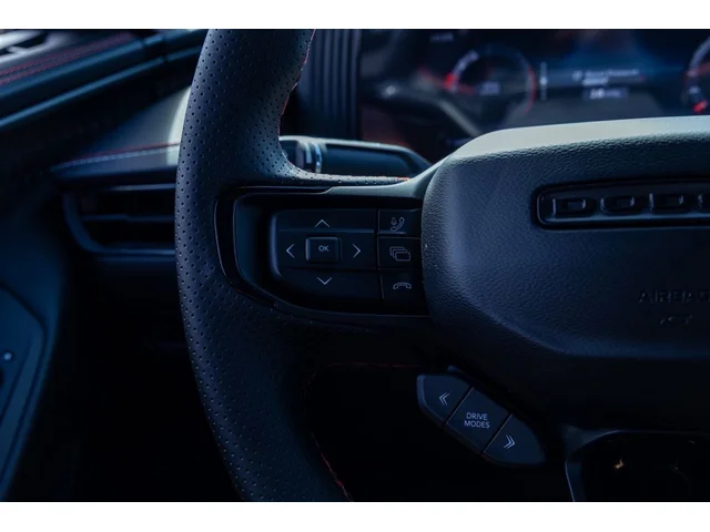 Nuevos DODGE CHARGER à Estados chez autogozo