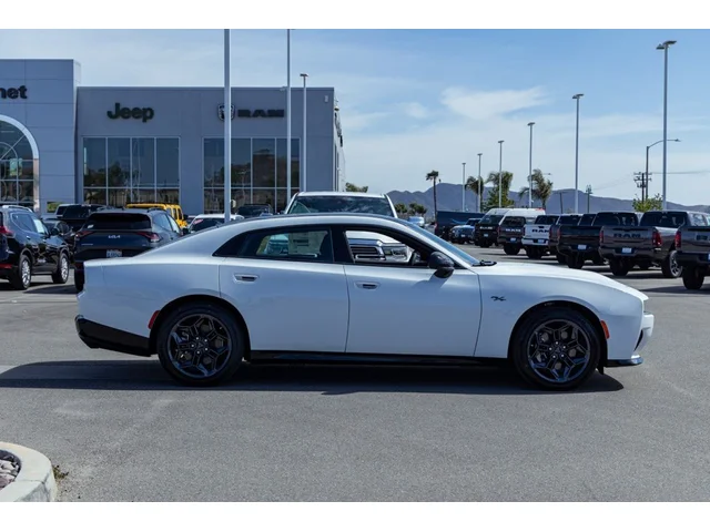 Nuevos DODGE CHARGER à Estados chez autogozo