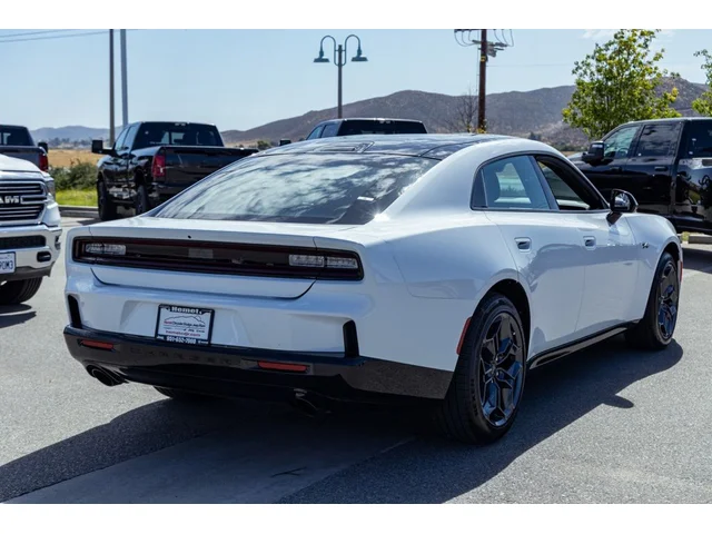 Nuevos DODGE CHARGER à Estados chez autogozo