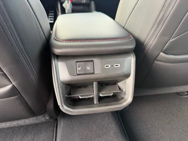 Nuevos DODGE CHARGER à Estados chez autogozo