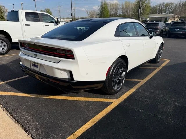 Nuevos DODGE CHARGER à Estados chez autogozo
