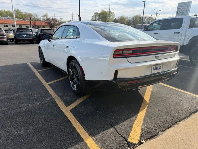 Nuevos DODGE CHARGER à Estados chez autogozo