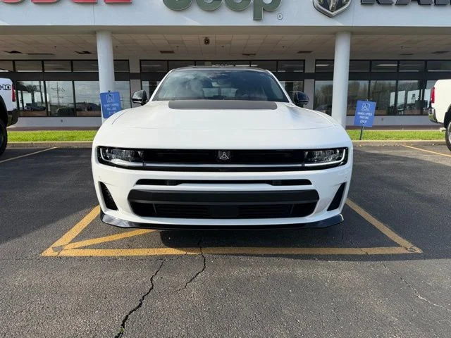 Nuevos DODGE CHARGER à Estados chez autogozo