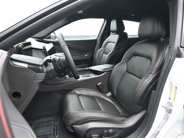 Nuevos DODGE CHARGER à Estados chez autogozo