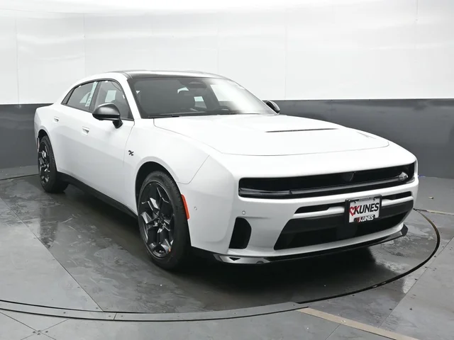 Nuevos DODGE CHARGER à Estados chez autogozo
