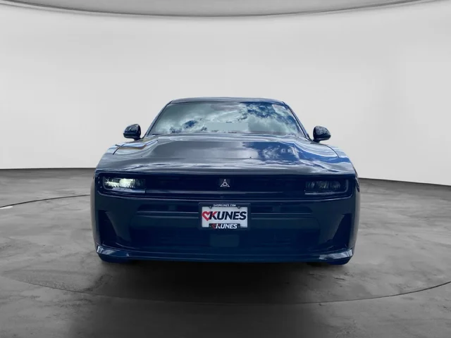 Nuevos DODGE CHARGER à Estados chez autogozo