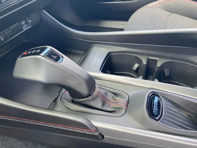 Nuevos DODGE CHARGER à Estados chez autogozo