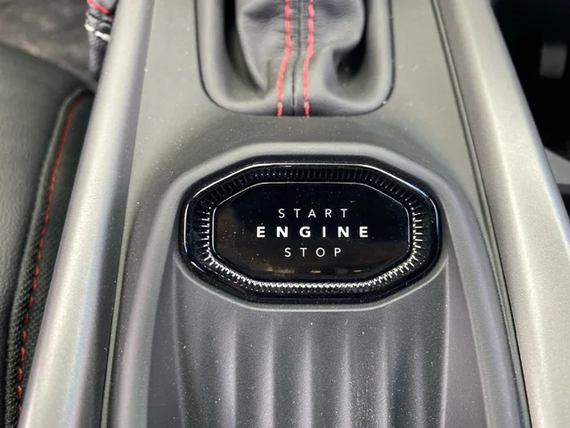 Nuevos DODGE CHARGER à Estados chez autogozo