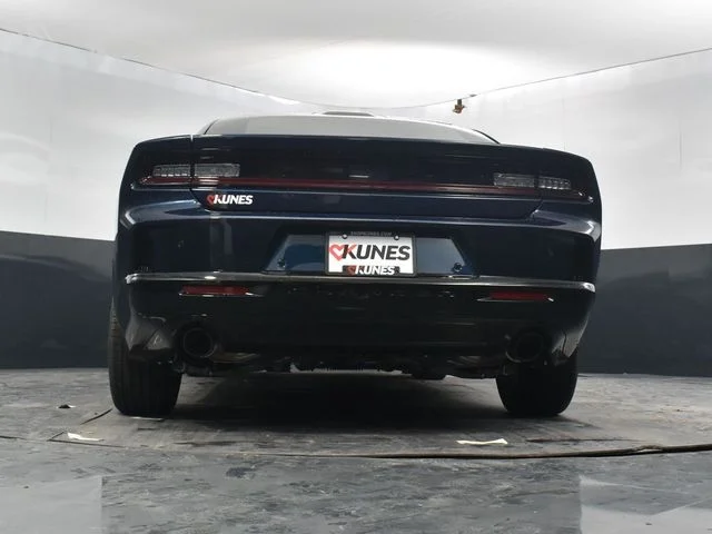 Nuevos DODGE CHARGER à Estados chez autogozo