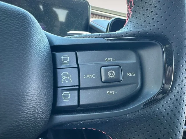 Nuevos DODGE CHARGER à Estados chez autogozo