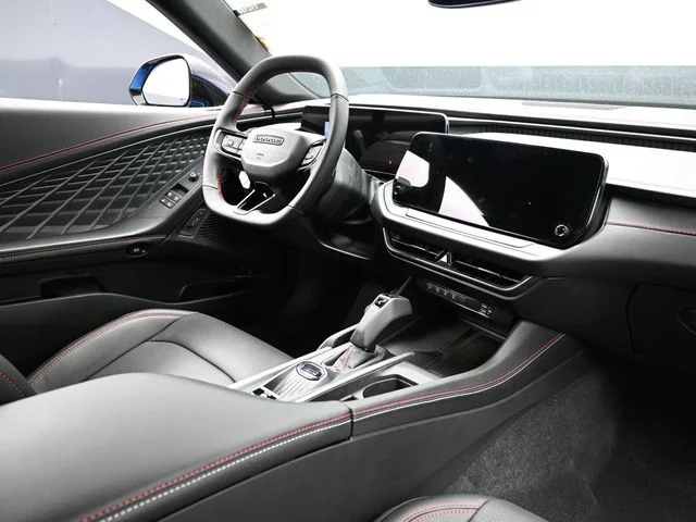 Nuevos DODGE CHARGER à Estados chez autogozo