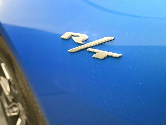Nuevos DODGE CHARGER à Estados chez autogozo
