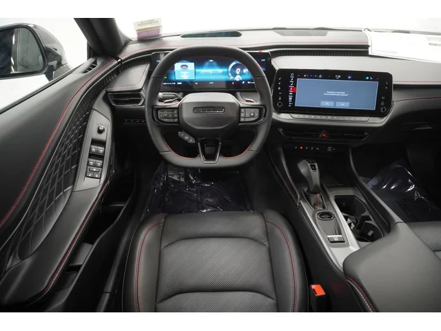 Nuevos DODGE CHARGER à Estados chez autogozo
