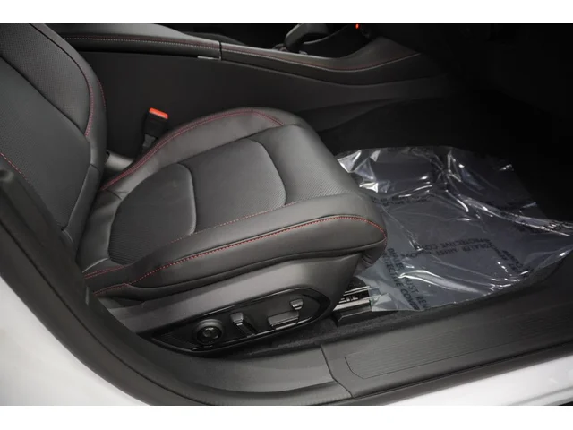 Nuevos DODGE CHARGER à Estados chez autogozo