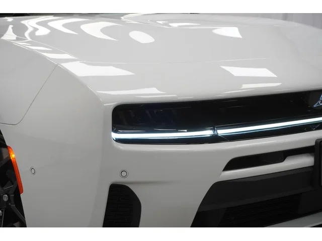 Nuevos DODGE CHARGER à Estados chez autogozo