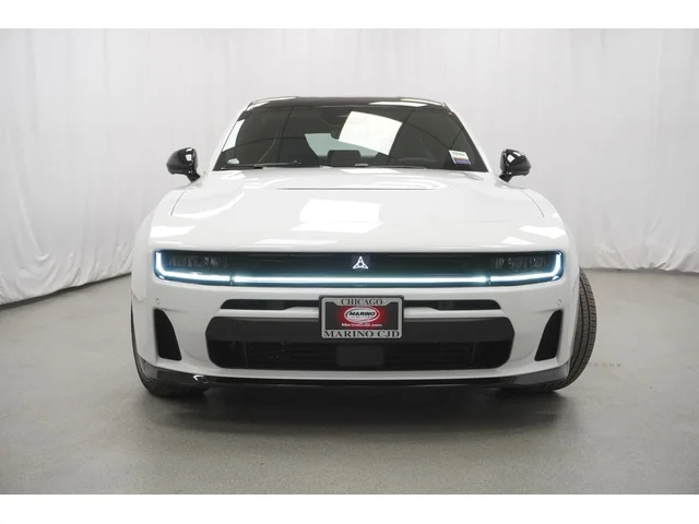 Nuevos DODGE CHARGER à Estados chez autogozo